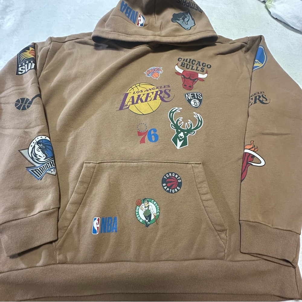 Hollister Brown Hoodie with NBA Logo, Collab with NBA, XL
